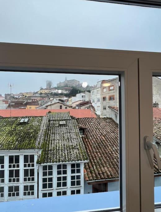Apartamento Turistico Plaza III Monforte De Lemos Luaran gambar